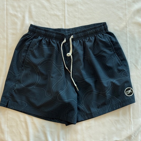 Cove Men's Navy Geo-Patterned Athletic Shorts - Picture 1 of 4